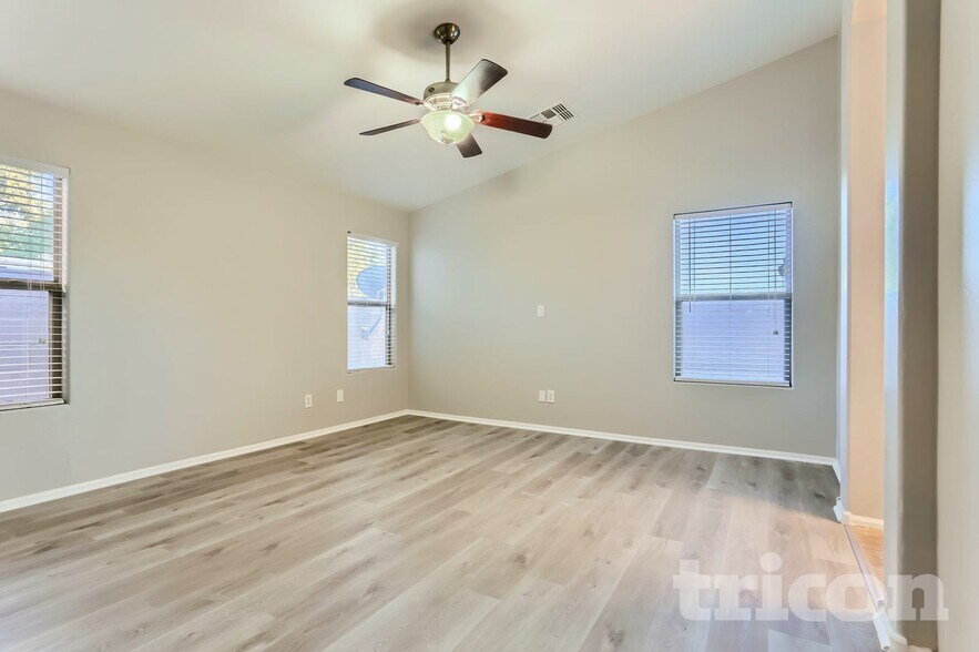 Building Photo - 4047 E Tanzanite Ln