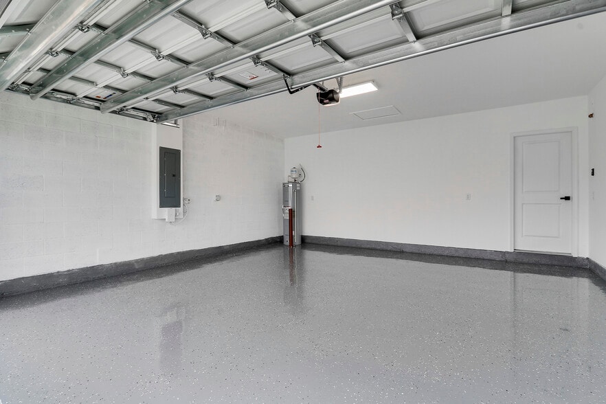 Building Photo - 15404 SW American St