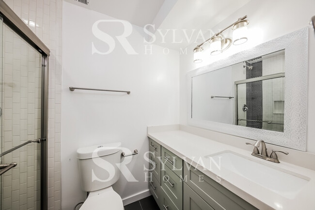 Building Photo - This lovely home is ready for your personal touch!