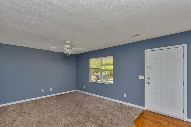 Building Photo - 1727 Oak Grove Church Rd