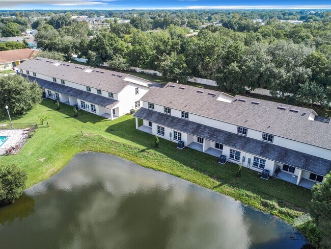 Building Photo - Townhouse For Lease in Saint Cloud