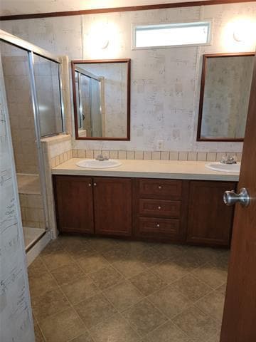Building Photo - 134 CR 640