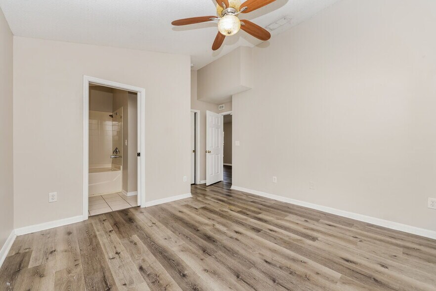 Building Photo - 28651 Seashell Ct