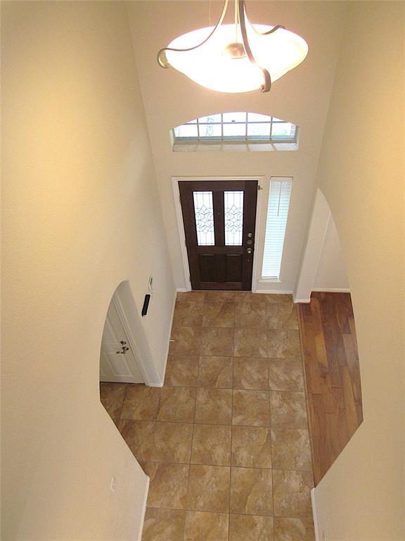 Building Photo - 24434 Sundance Spring Dr