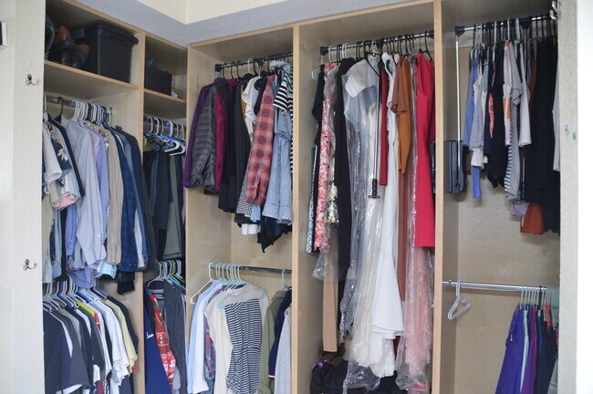 Building Photo - 615 Anhinga Rd