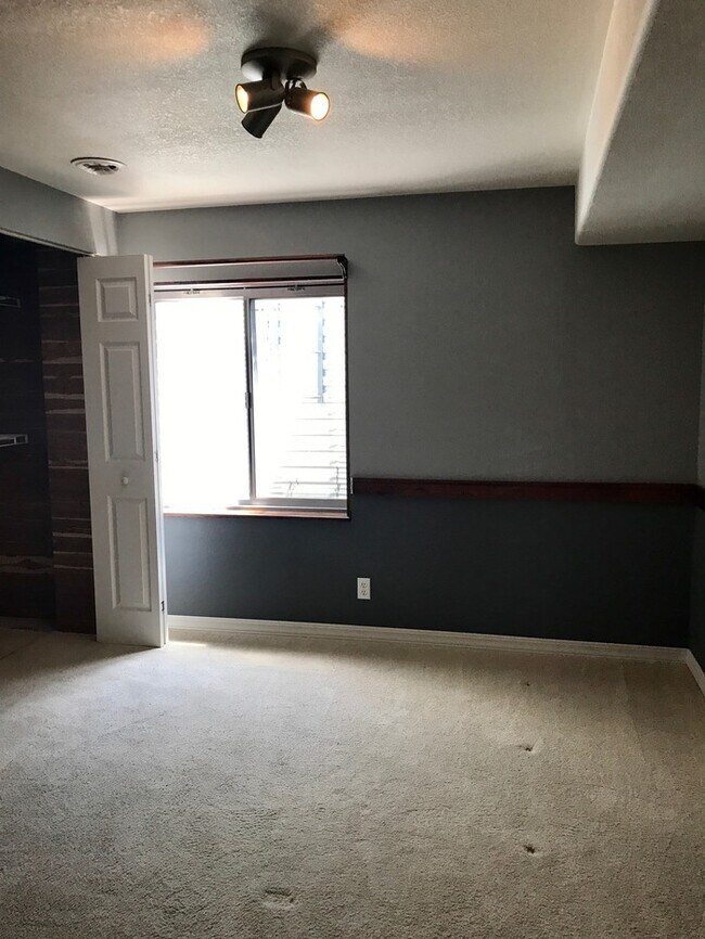 Building Photo - Beautiful Home in Morrison