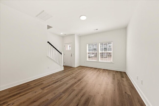Building Photo - BRAND NEW TOWNHOUSE!!