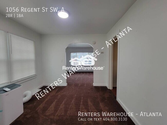 Building Photo - 1056 Regent St SW