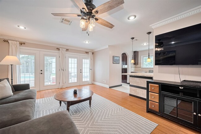 Building Photo - 14127 Britoak Ln