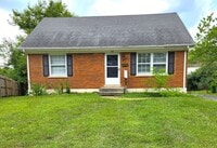Building Photo - 402 Greenlawn Ct