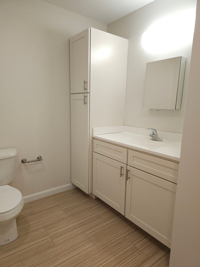 Building Photo - Village at Autumn Pond II: Newly Constructed 2 Bedroom/ 2 Bathroom with Balcony