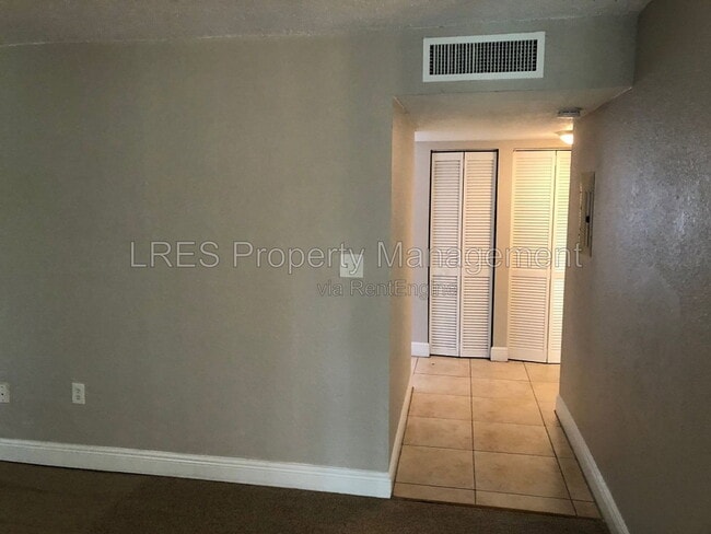 Building Photo - 4773 S Texas Ave