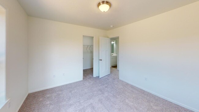 Building Photo - 124 E Sunset Cove Ln