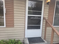 Building Photo - 404 E Burke Ave