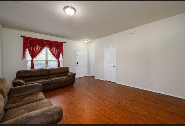 Building Photo - 800 Cormorant Dr