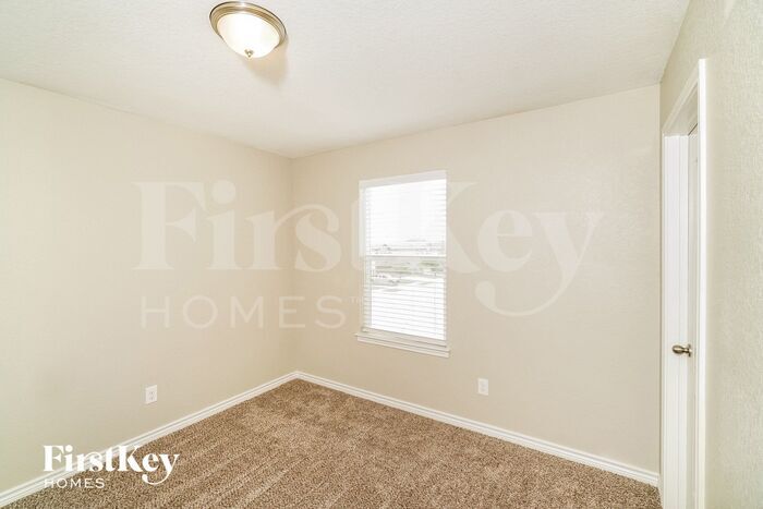 Building Photo - 4702 Klein Meadows