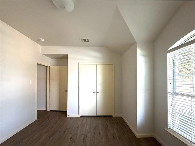 Building Photo - 507 Tumbleweed Dr