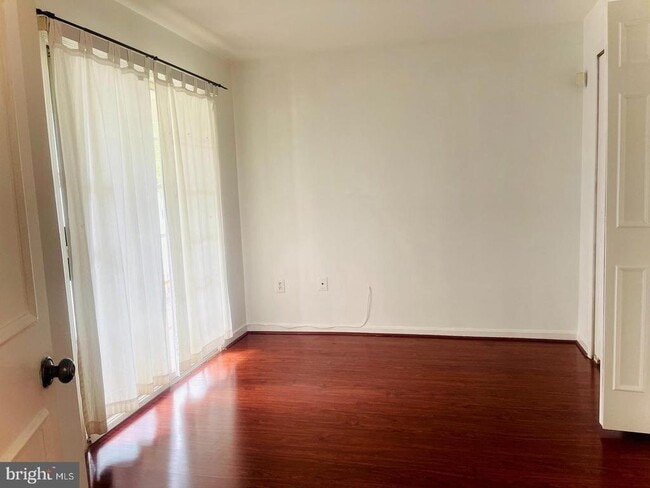 Building Photo - 10210 Ashbrooke Ct