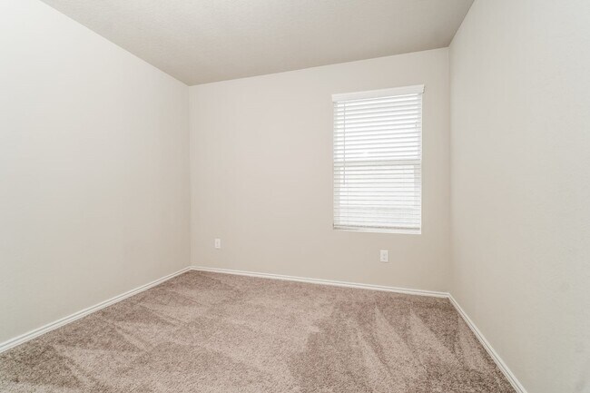 Building Photo - 6443 Cibolo Springs