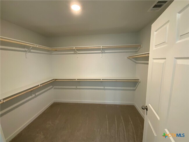 Building Photo - 1511 Fiddle Wood Wy