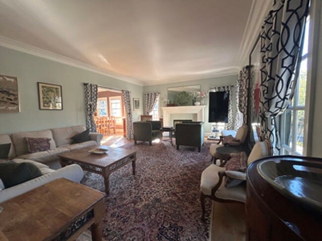 Building Photo - Welcome to this Fully Furnished Crocker Highland Gem!