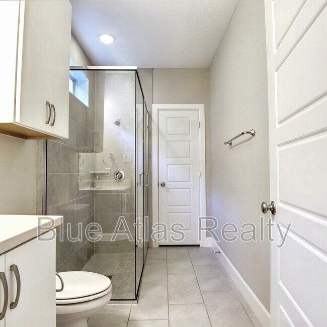 Building Photo - 5948 Morning Star Pl
