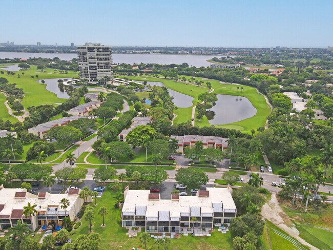 Building Photo - 1701 Presidential Way