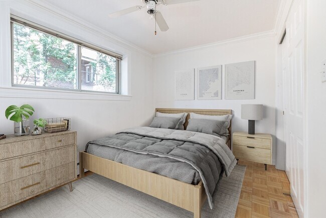 Building Photo - 329 Harvard St