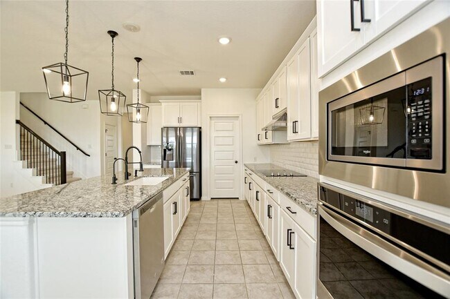 Building Photo - 17709 Shafer Dr