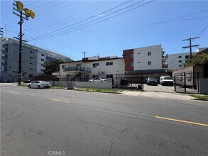 Building Photo - 1103 S Hobart Blvd