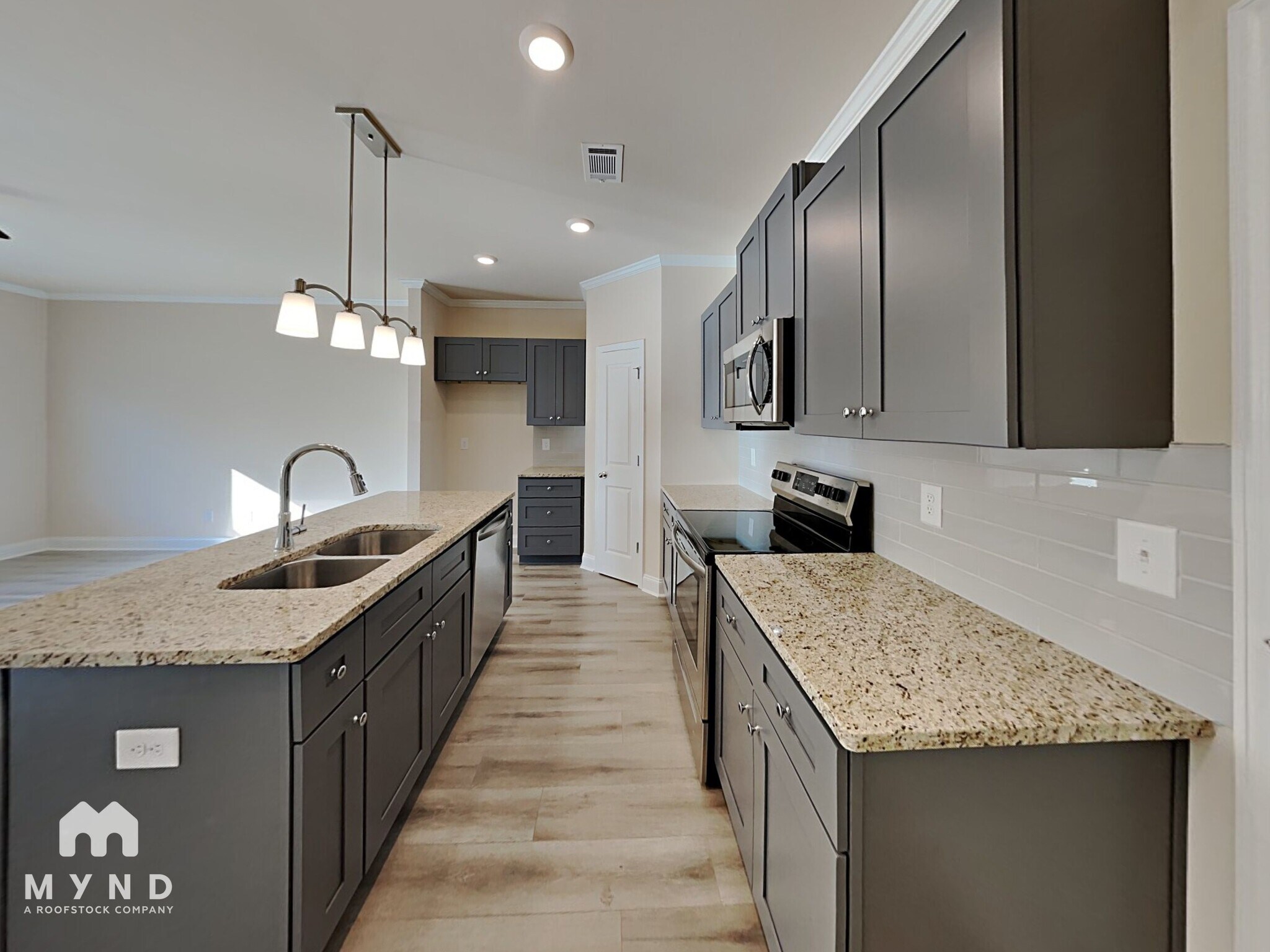 Building Photo - 61 Dewey Rd