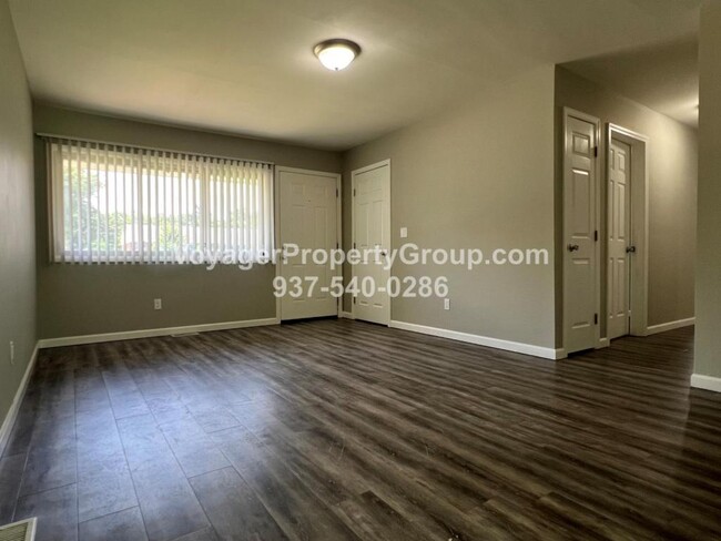 Building Photo - 18 Carma Dr