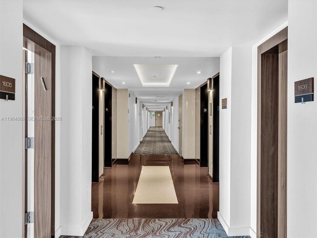 Building Photo - 650 West Ave