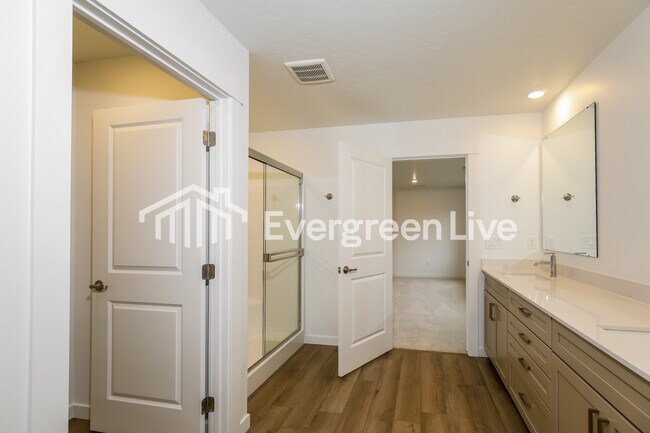 Building Photo - 4318 Portofino Wy