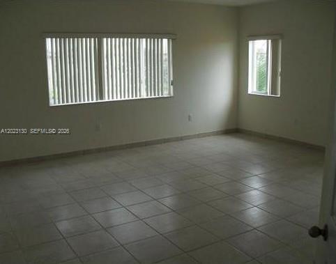 Building Photo - 1423 NE 40th Rd