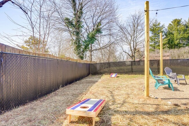 Building Photo - Spacious 2BR Home Near JMU –