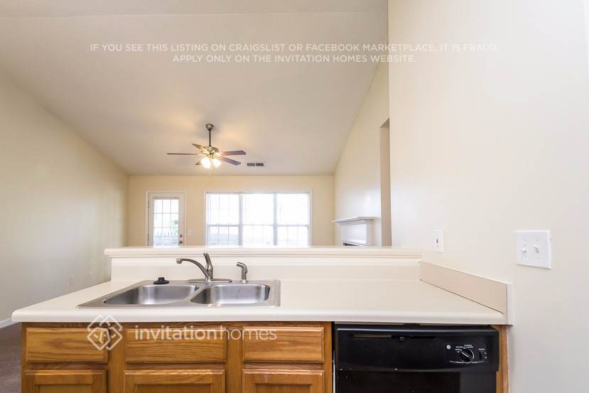 Building Photo - 122 Greystone Cir