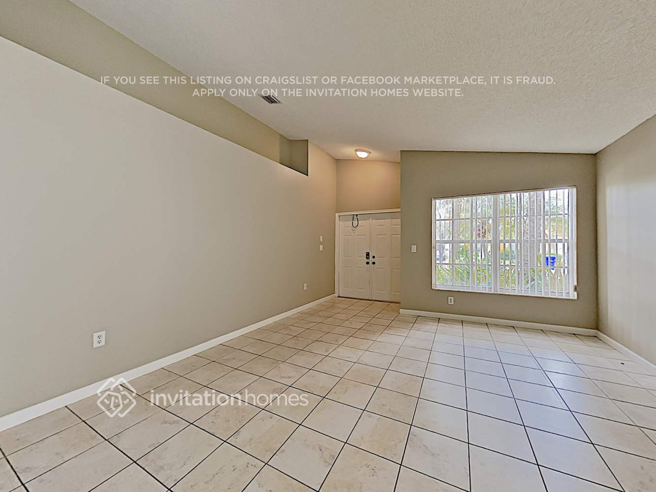 Building Photo - 444 SW 205th Ave