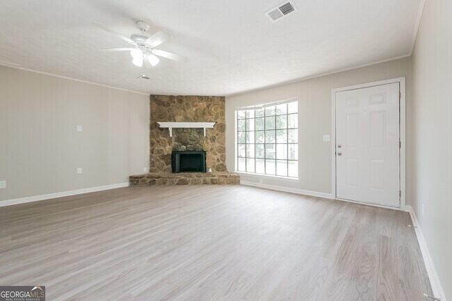 Building Photo - 8236 Greenmar Way