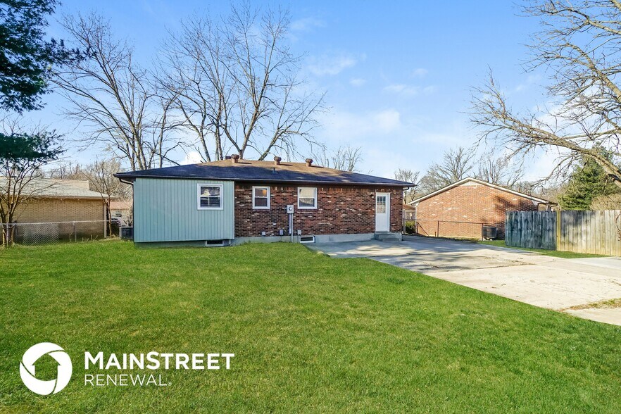 Building Photo - 8000 Cloverport Ct