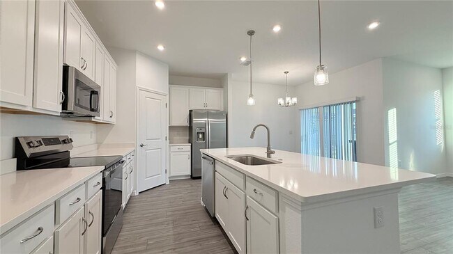 Building Photo - 1315 Normandy Dr