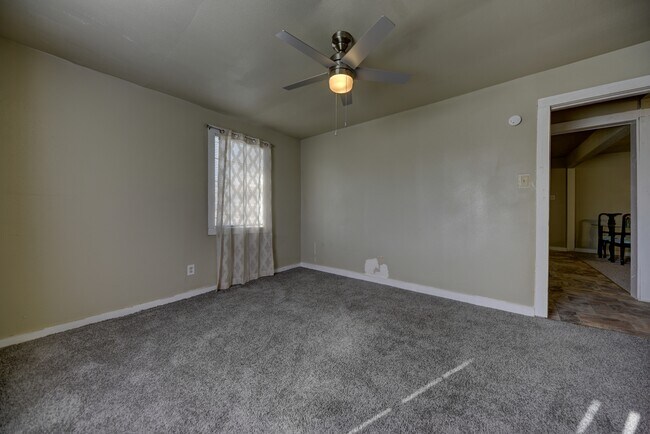 Building Photo - 19976 Washington Brg Rd