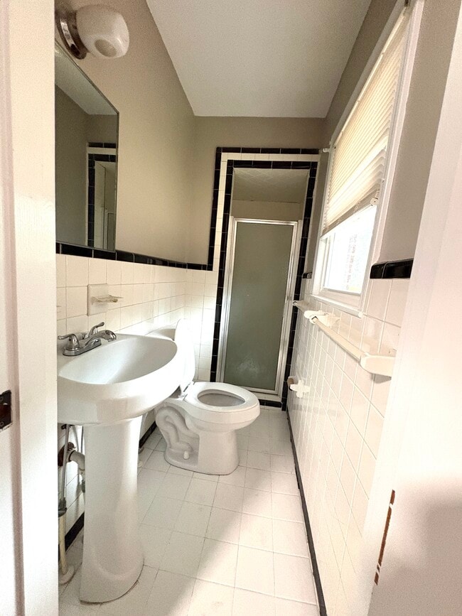 Building Photo - 1081 Ragin Ln