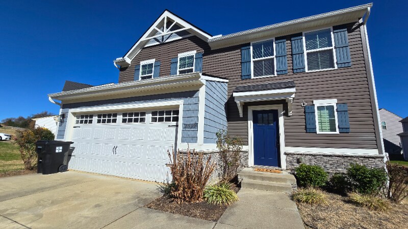 Primary Photo - 2539 Grove Park Way