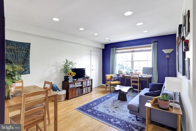 Building Photo - 1411 Massachusetts Ave SE