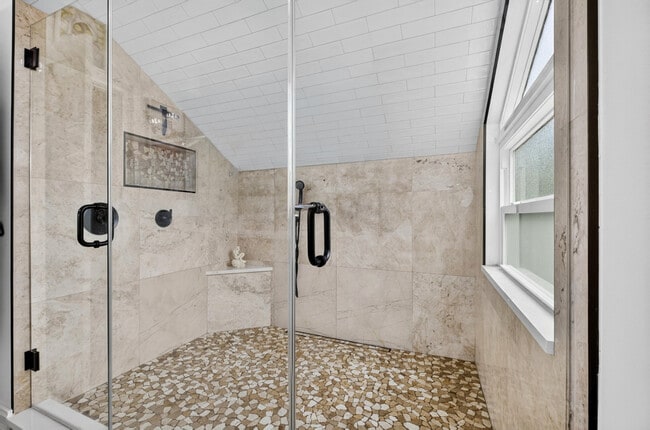 Building Photo - 13074 La Mirada Cir