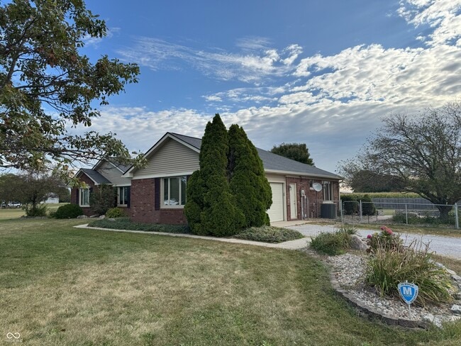 Building Photo - 321 N 300 W