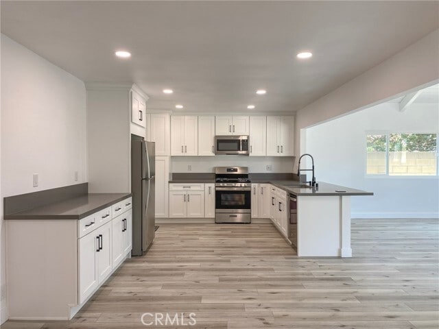 Building Photo - 10427 La Despensa Ave
