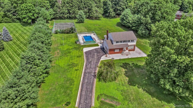 Building Photo - 6 Kuchler Dr