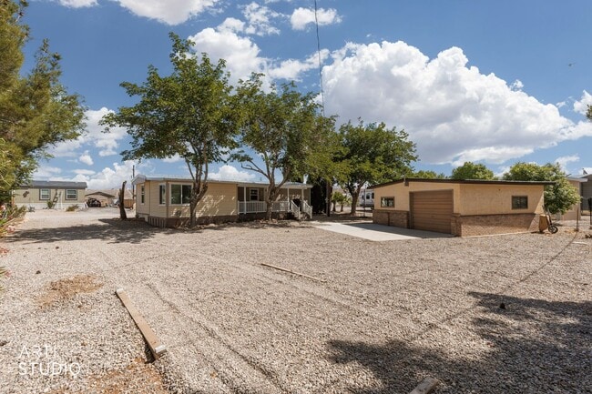 Building Photo - Charming fully furnished 2-bedroom + office home in Beaver Dam, AZ!